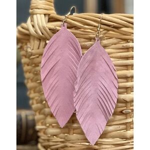 FAUX SUEDE FEATHER EARRINGS in a Pink Color
